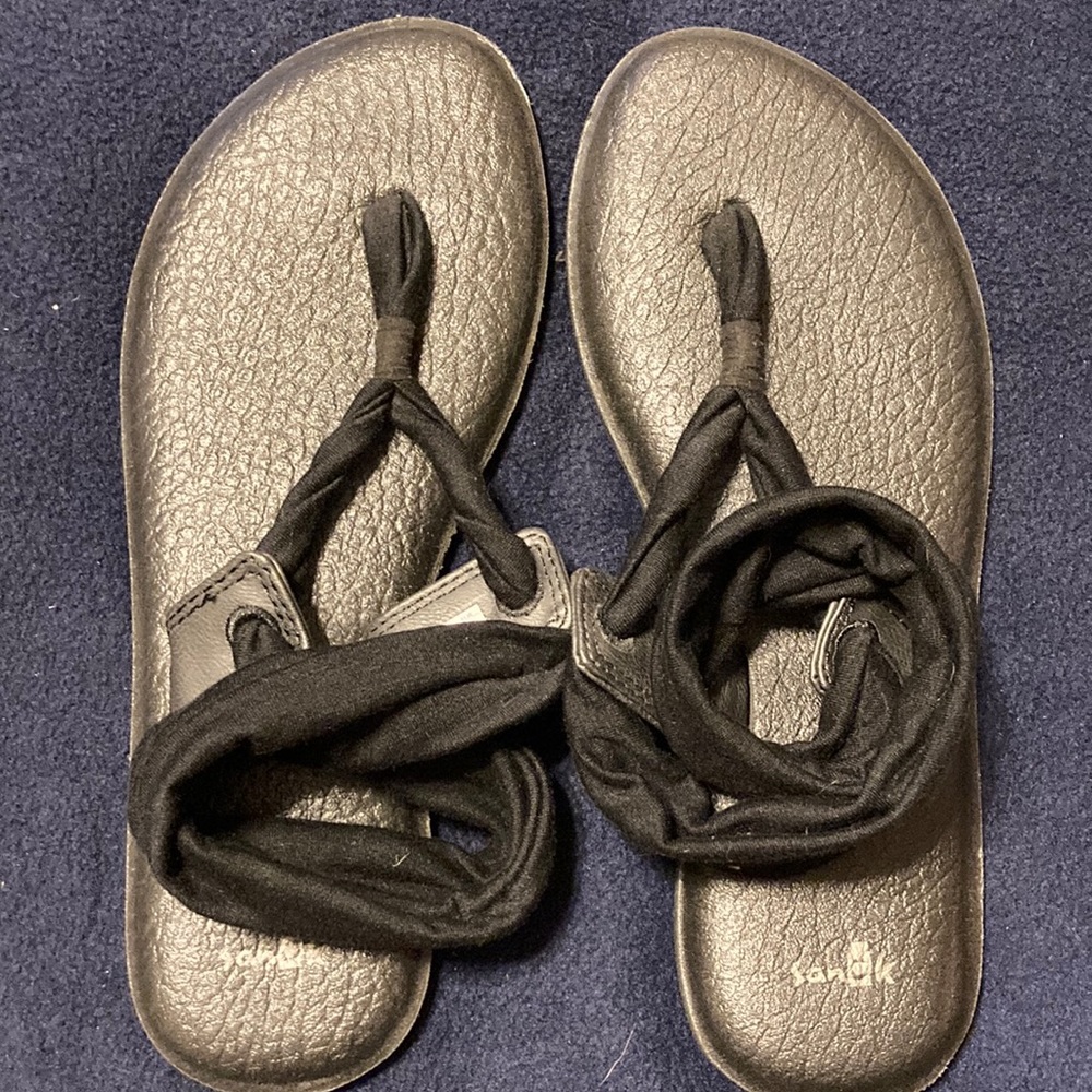 Sanuk yoga mat sandals 9
